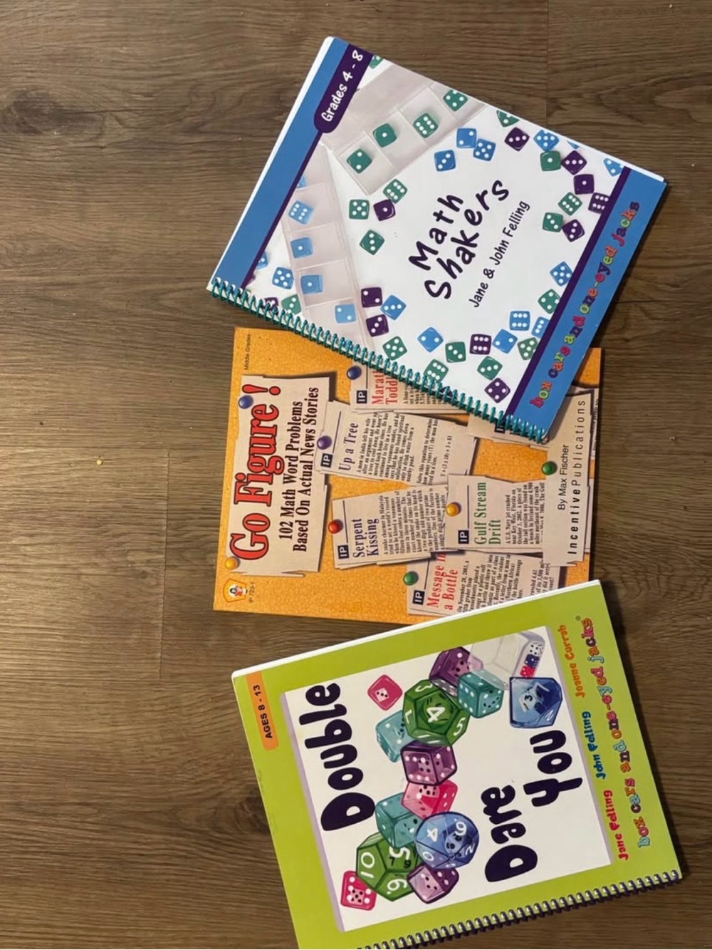 Math dice activity books - Picture 2 of 5